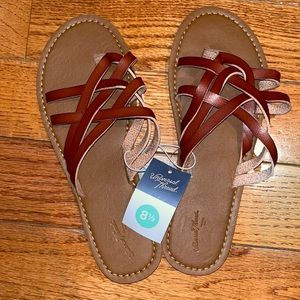 NWT Brown Sandal